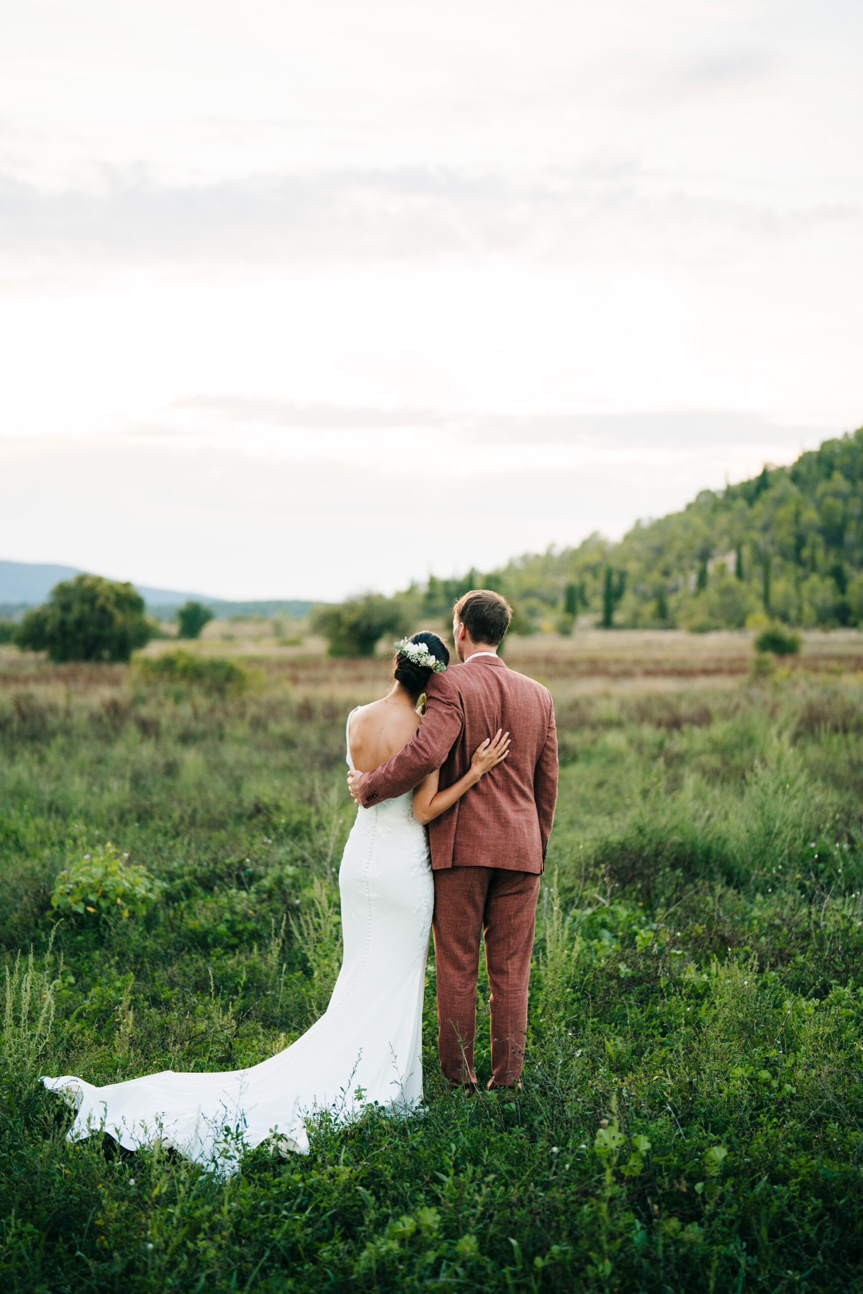 Photo of a married couple at sunset in the South of France