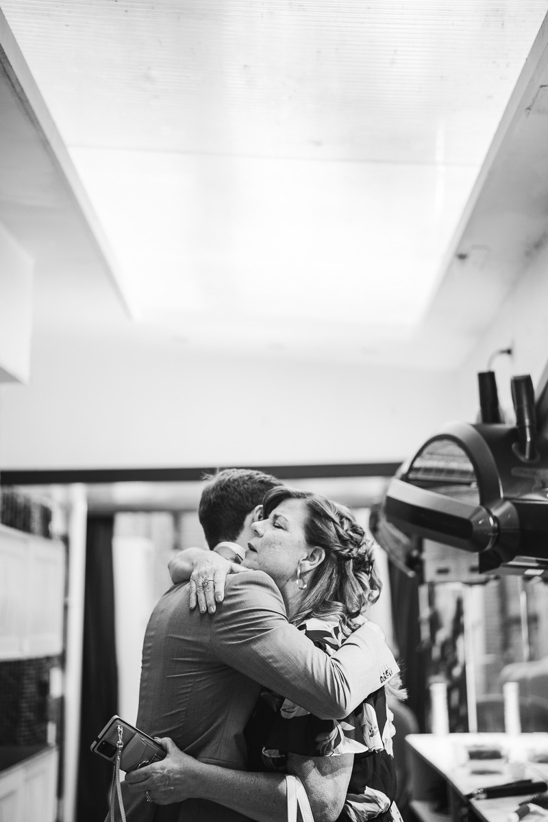 The groom and his mother at the hair salon in Toulouse