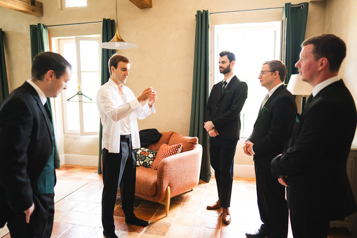 The groom and his groomsmen ready for the ceremony at La Bélonie, Halte en Cocagne